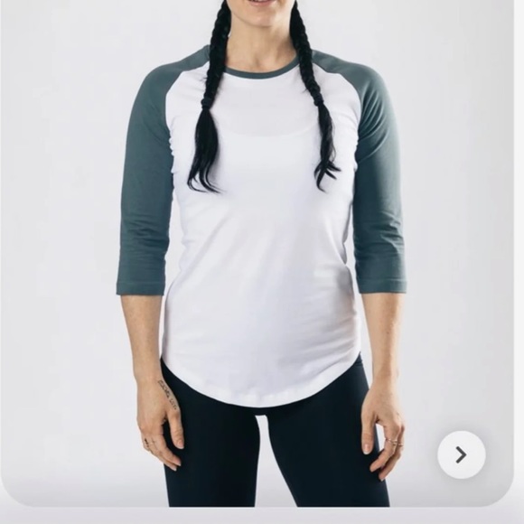 Alphalete Tops - Alphalete top